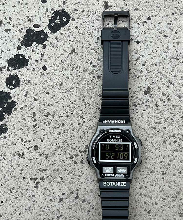 BOTANIZE x TIMEX アイアンマン 8ラップ | TIMEXオンラインストア
